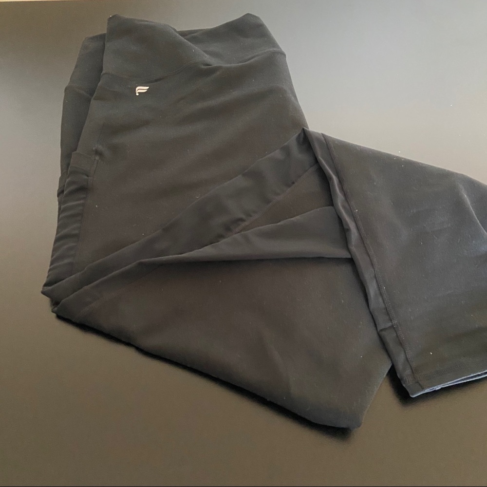 Fabletics Black Plus Size Power-hold Leggings